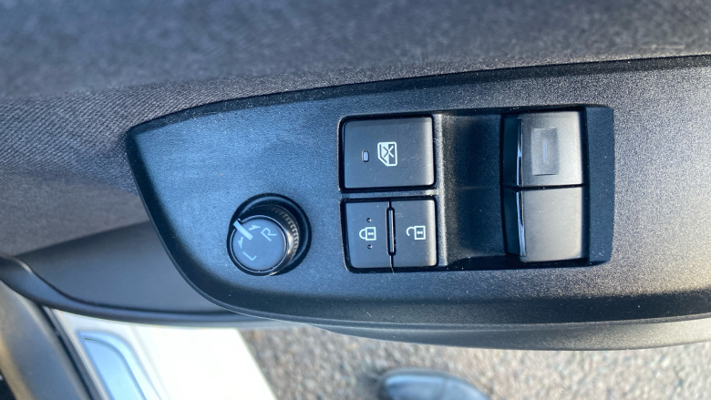 Toyota Yaris 1.5 Hybrid Icon 5dr CVT Hybrid Hatchback